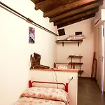Borgo Degli Artisti Boutique